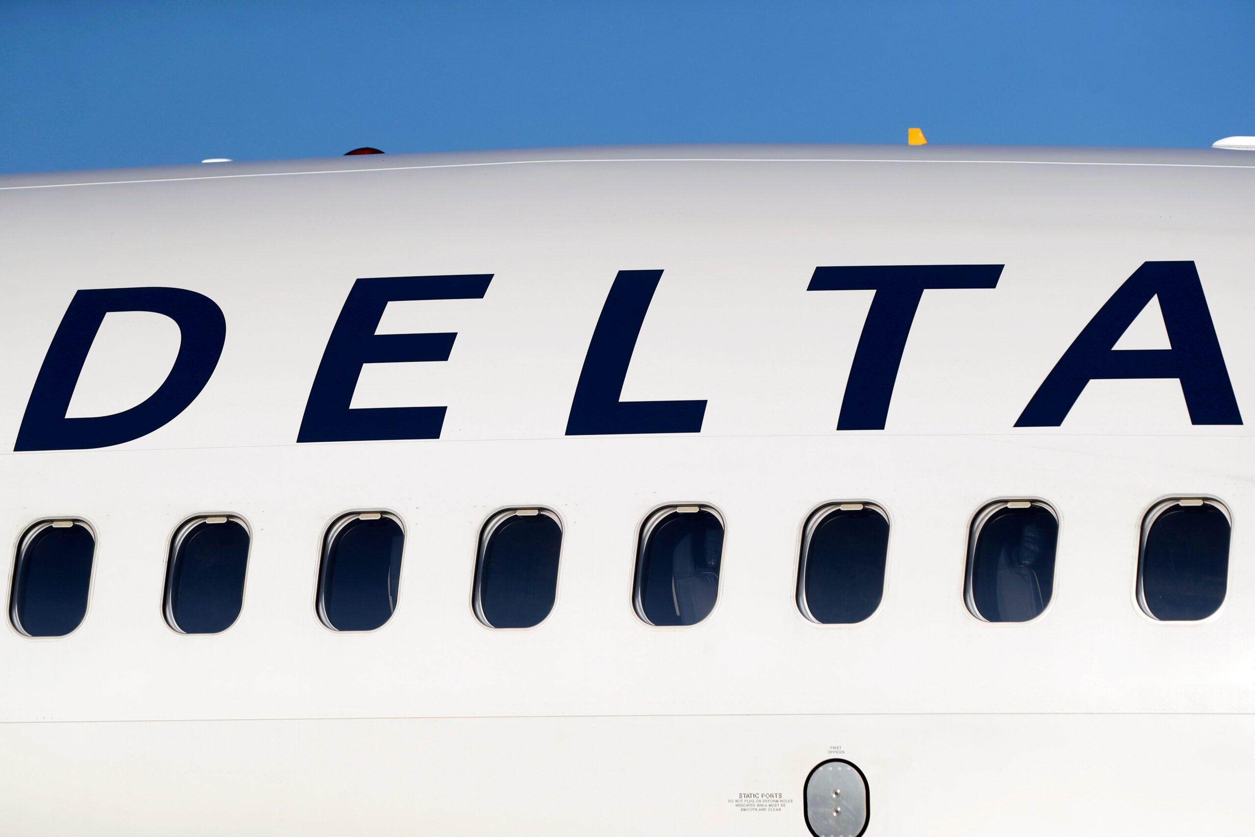 Delta Air Lines (DAL) Reports Earnings – Says ‘Murky’ Economy Has Now ‘Stabilized’