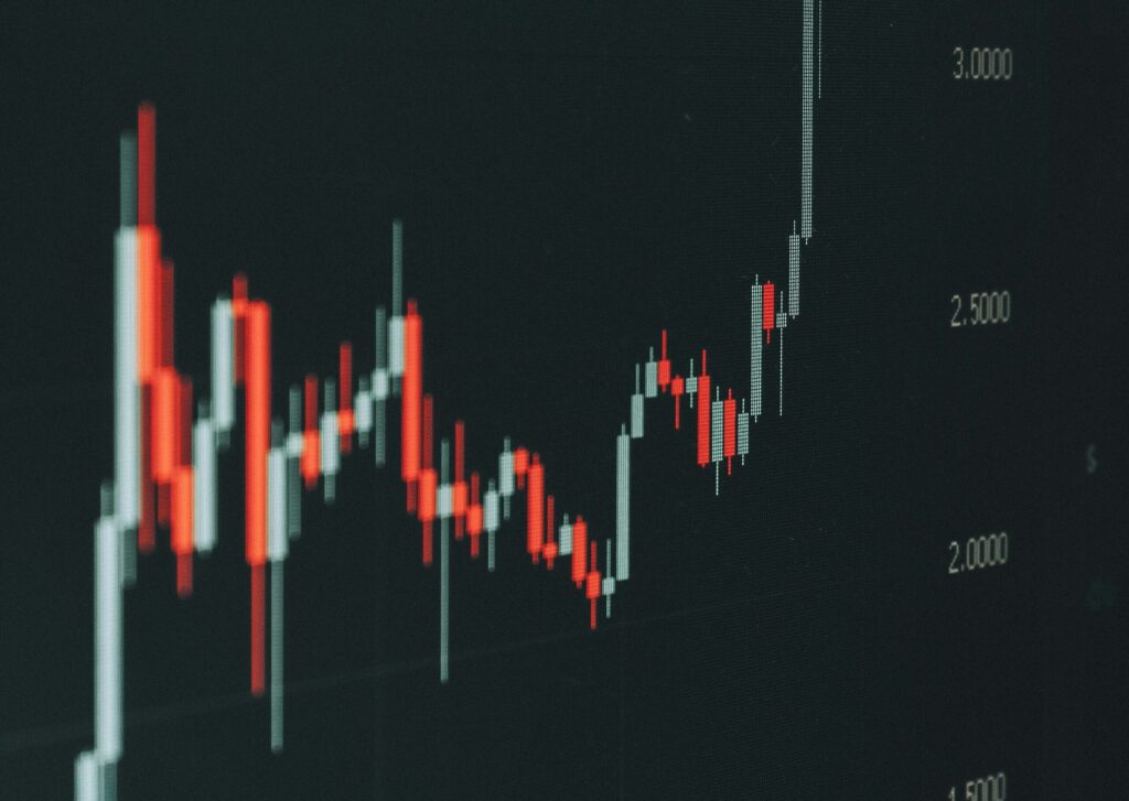 Should You Follow Warren Buffett and Buy UnitedHealth (UNH)?