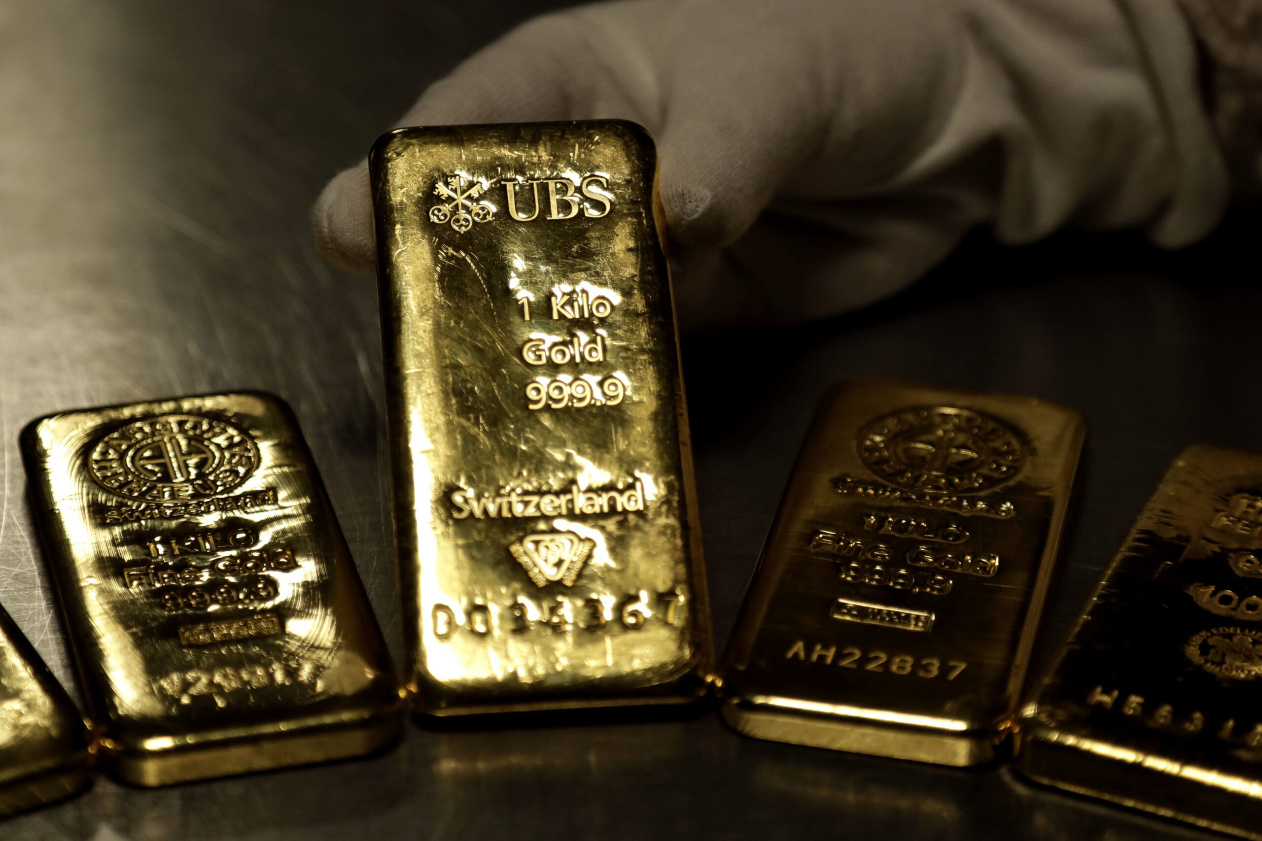 Gold’s $5,000 Tug-of-War: Iran, the Supreme Court, the Fed, and What Comes Next
