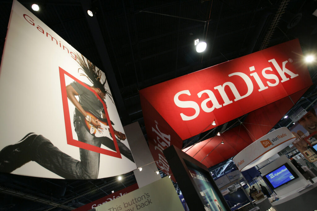 Can SanDisk Stock’s 1,000% Rally Keep Going, Or Will It Crash and Burn?