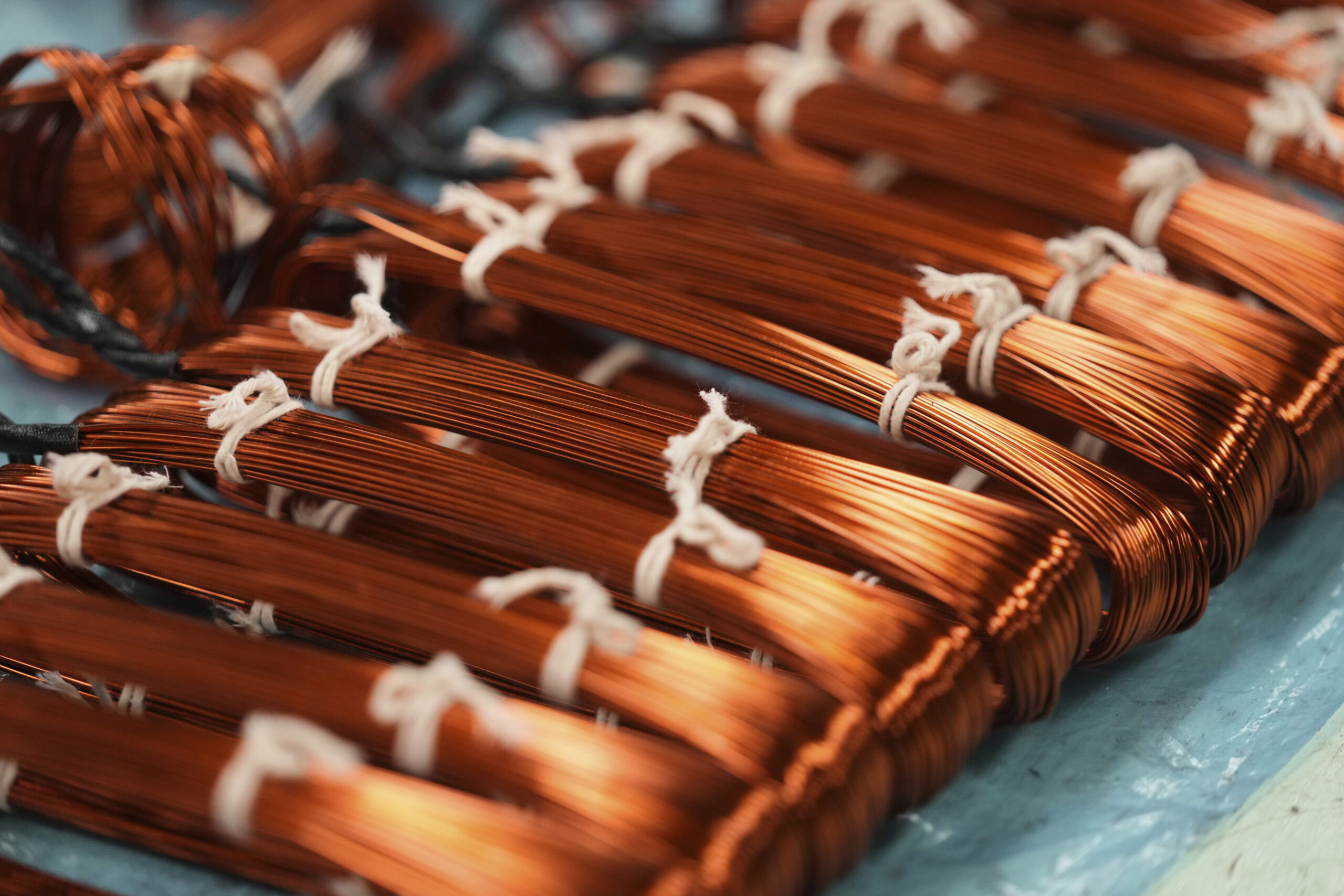 Best Copper ETFs: 5 Top Copper Funds for the AI Data Center Boom