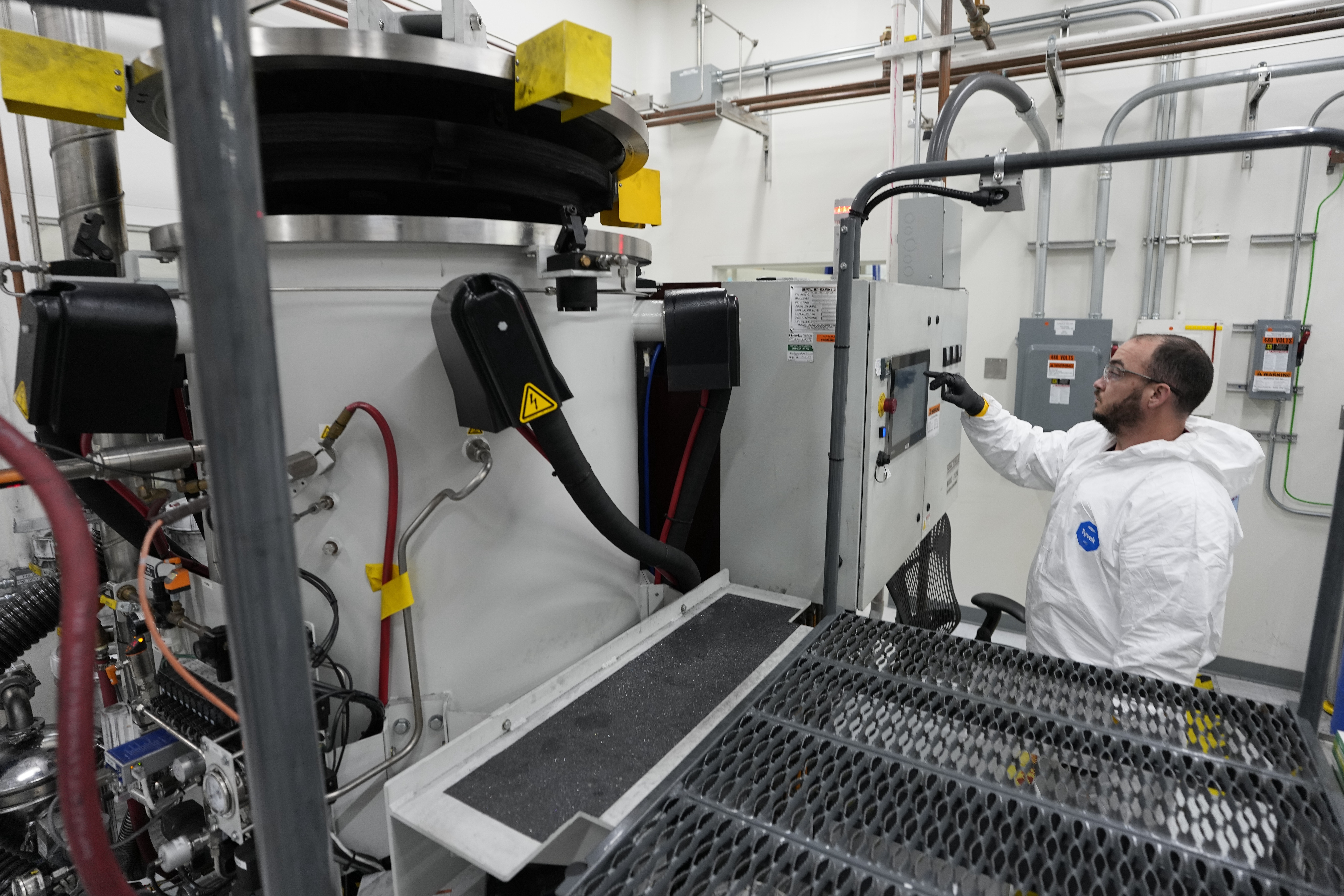 Amazon-Backed X-Energy: High-Risk AI Nuclear Stock Looks Overvalued After Strong IPO