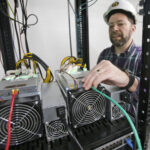 6 ‘Mining’ Stocks Soaring on a $90 Billion AI Pivot While Bitcoin Continues to Crash