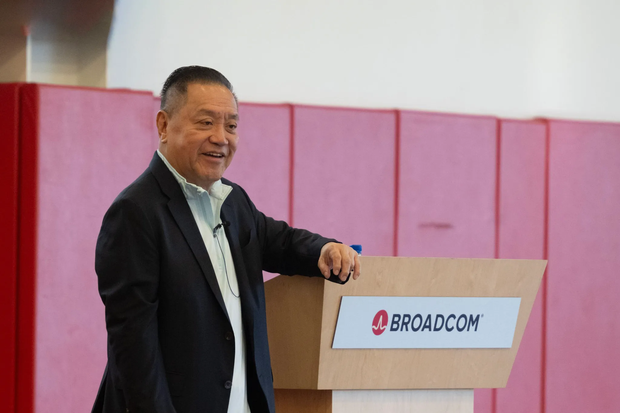 Broadcom’s AI-Chip Outlook Flashed a Major Warning Signal to Semiconductor Investors