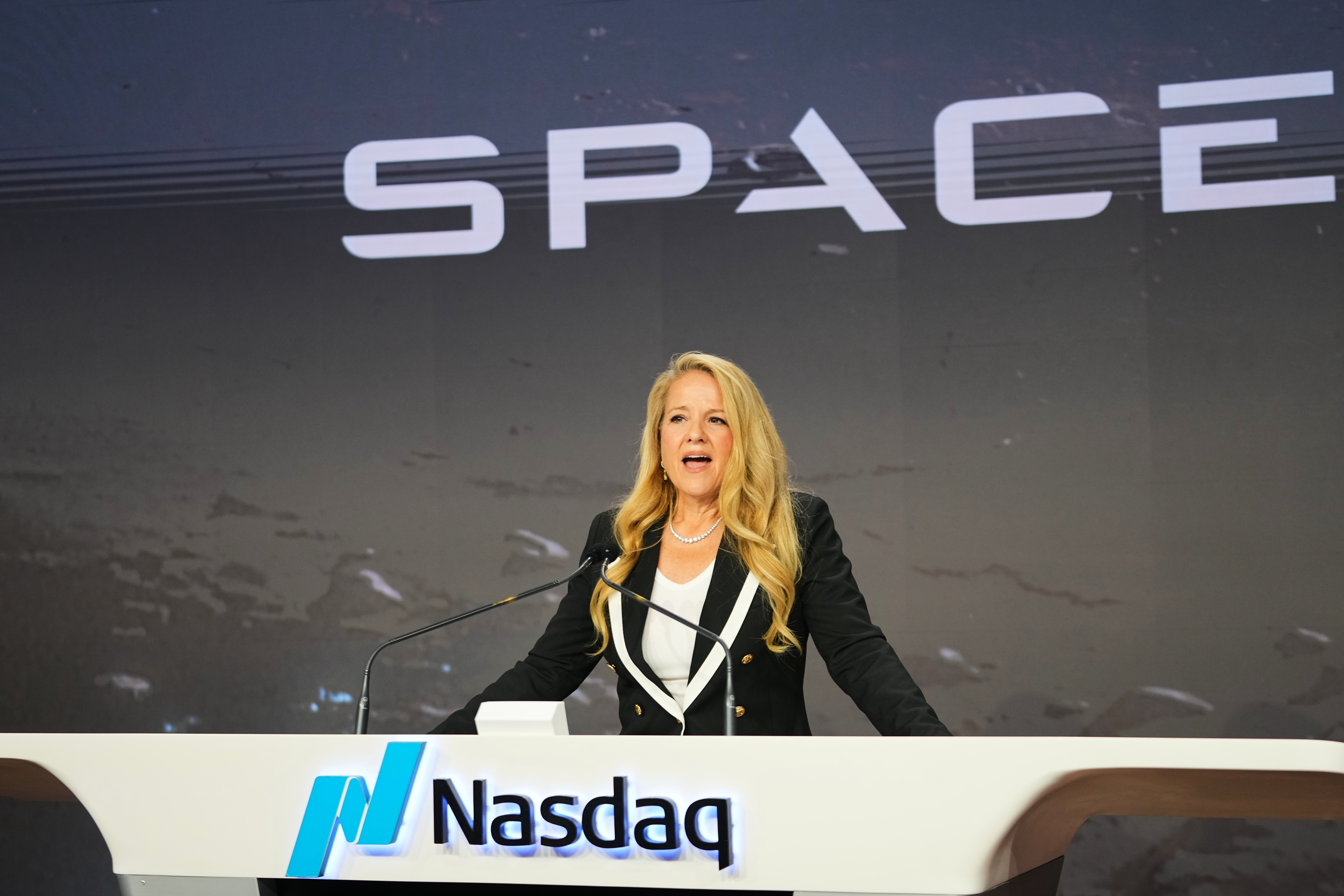 SpaceX IPO: The Grok Failure That Made Anthropic’s $15 Billion Deal Possible