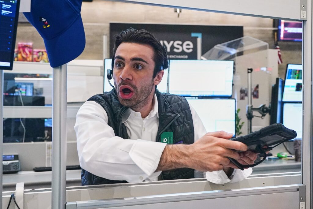 5 Stocks That Could Go to Zero if the AI Bubble Bursts
