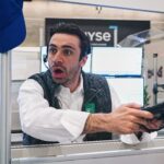 5 Stocks That Could Go to Zero if the AI Bubble Bursts