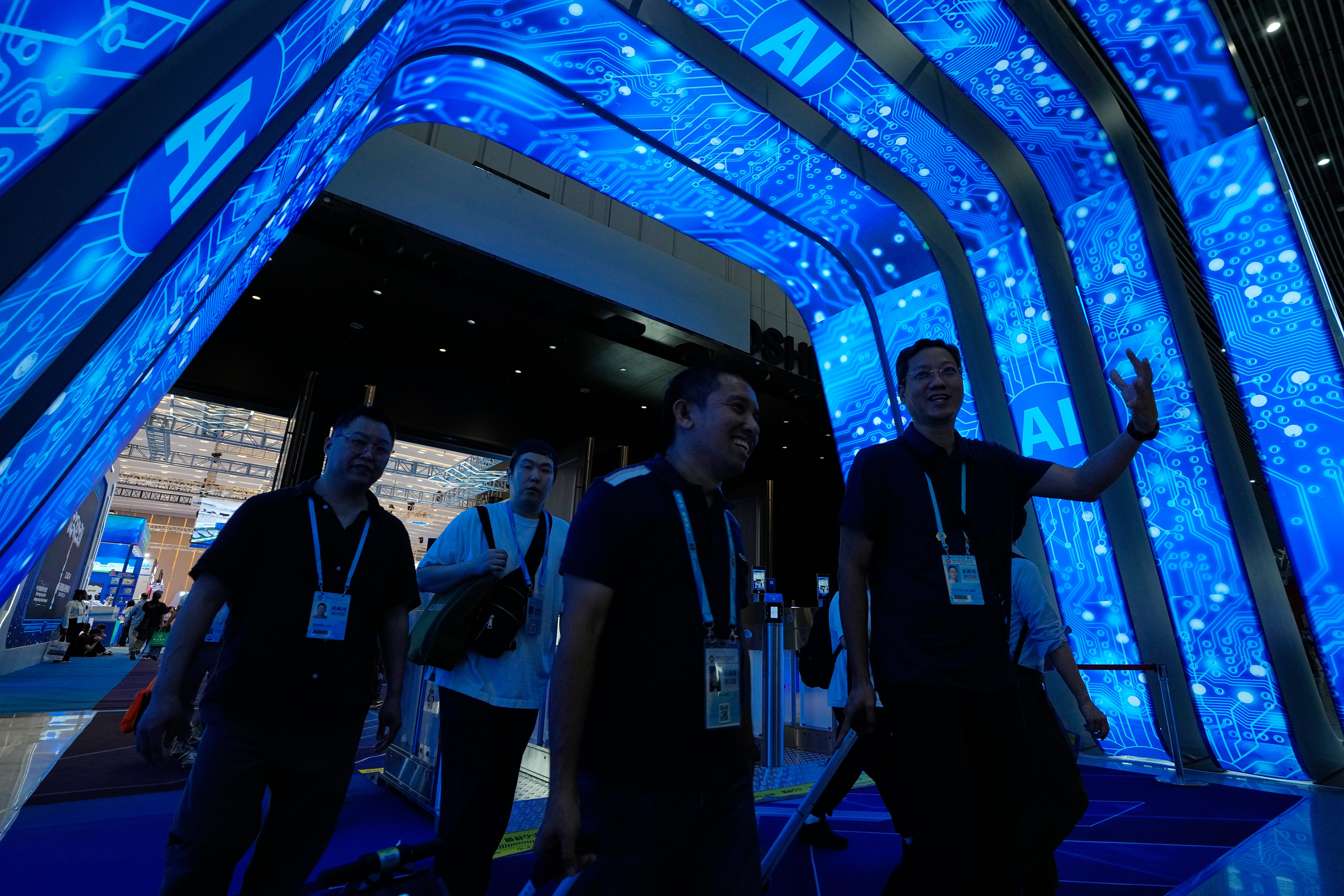 Chinese AI Model Usage Is Soaring: 3 Warning Signs That America’s Tech Bubble Is in Danger of Bursting