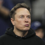 Elon Musk Wants It All: The Starlink Mobile Story Everyone’s Missing