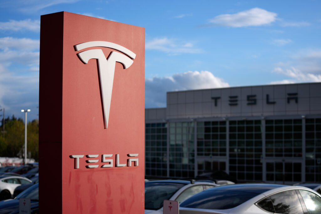 Tesla’s Falling Profits Are Spooking Investors, Amid Robotaxi Delays and SpaceX Merger Rumblings