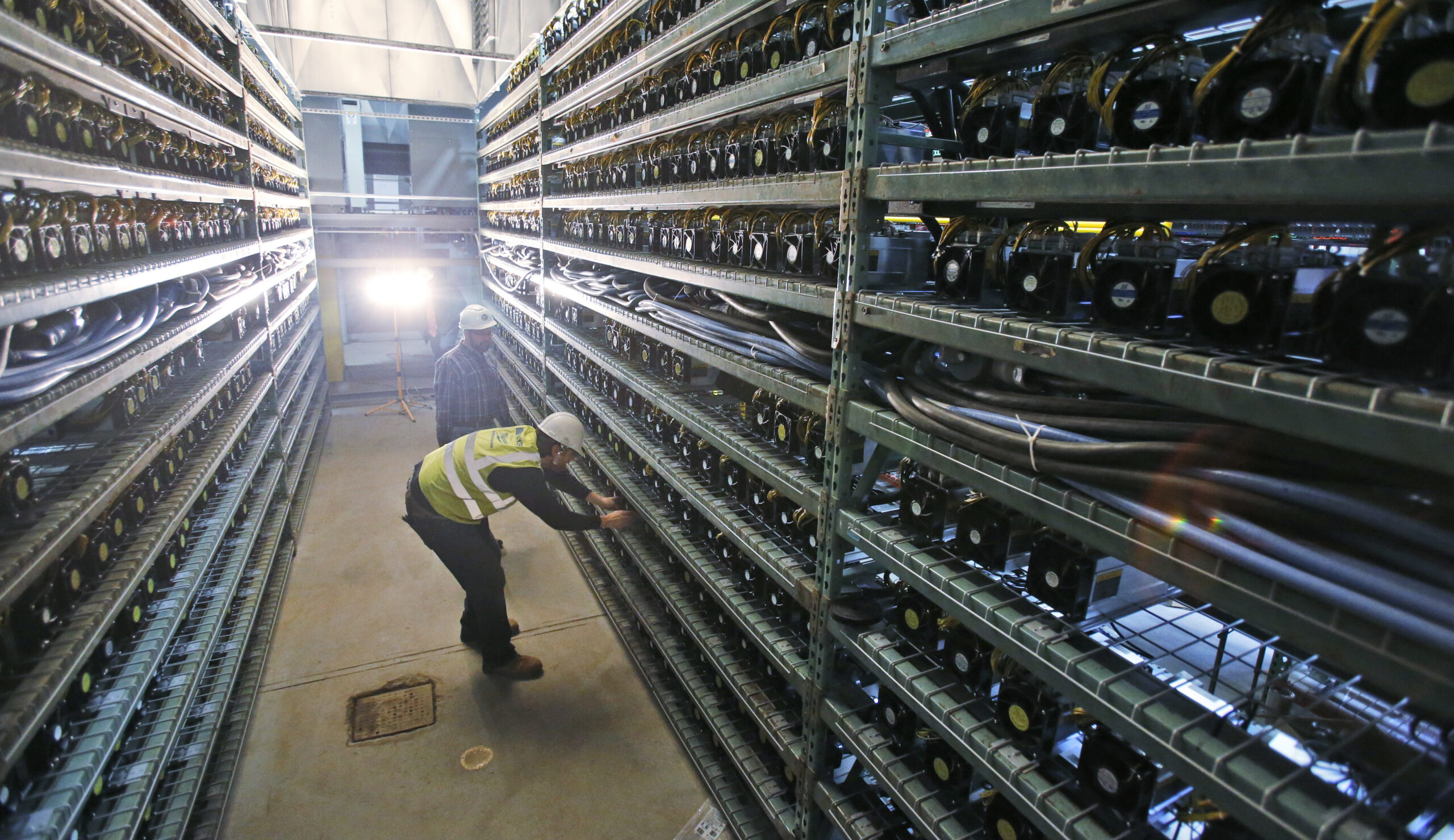 Bitcoin Miners: A Surprising Winner From the Growing AI Data-Center Backlash